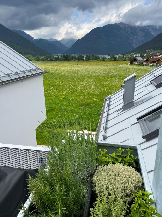 Urban Alpine Penthouse With Lake View Villa Maurach  Exteriör bild